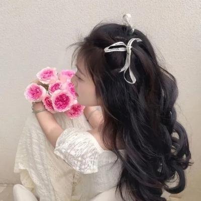 某影后之女被曝学历造假，三天三夜直播间画面流出